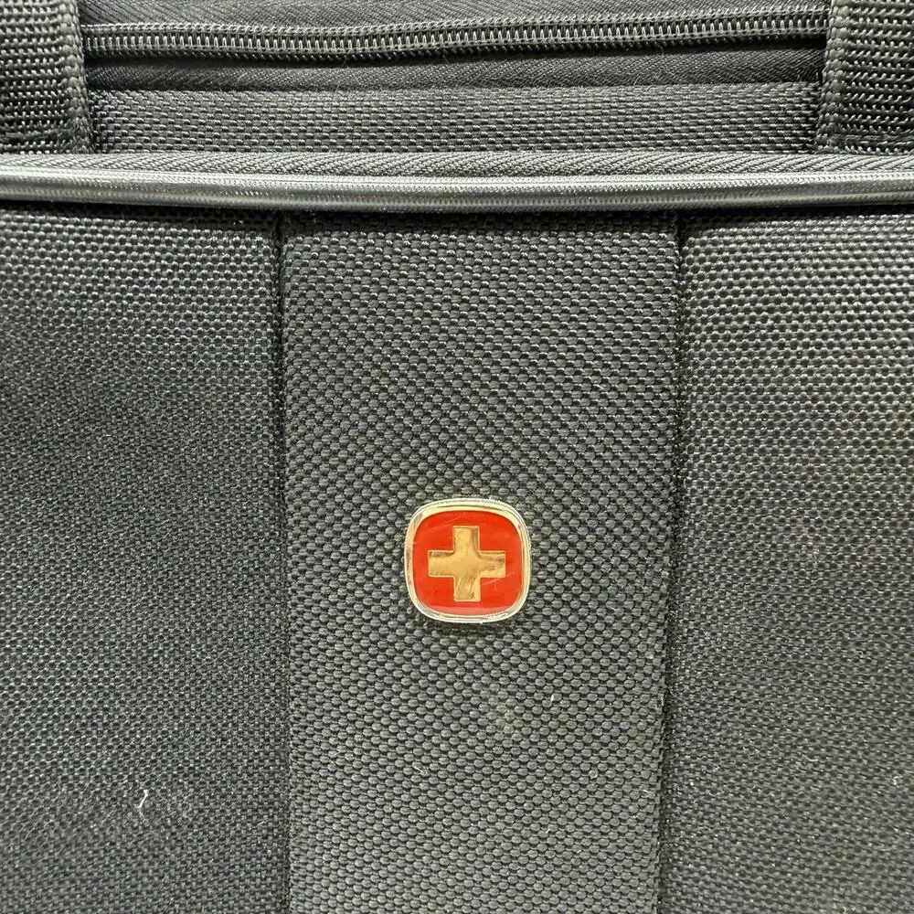 Wenger SwissGear pre owned